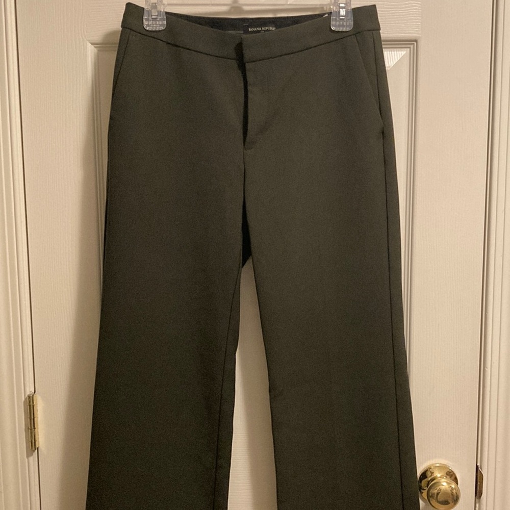 Banana Republic Straight Trouser (size 4)